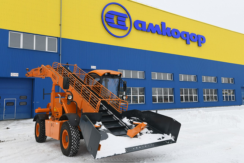 Машина погрузочная универсальная AMKODOR WLC12L1